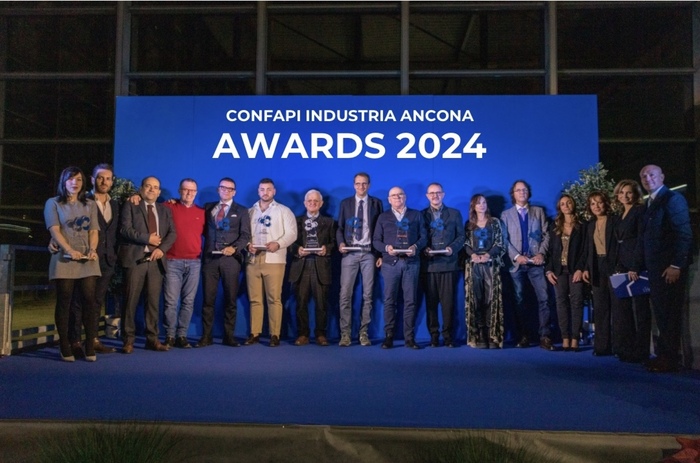 Grande Successo Per Gli Awards