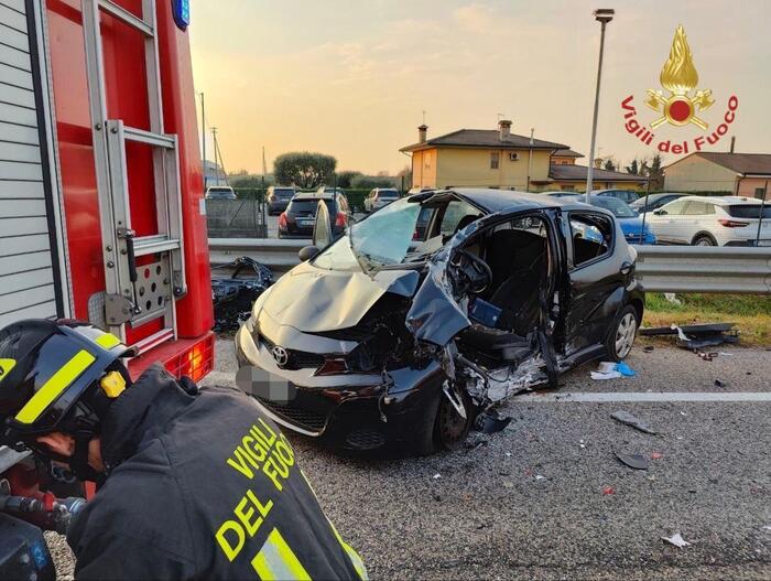 Grave Incidente Stradale A Ved
