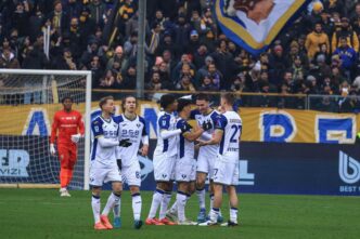 Hellas Verona Festeggia Una Vi