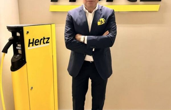 Hertz Rinnova La Partnership C