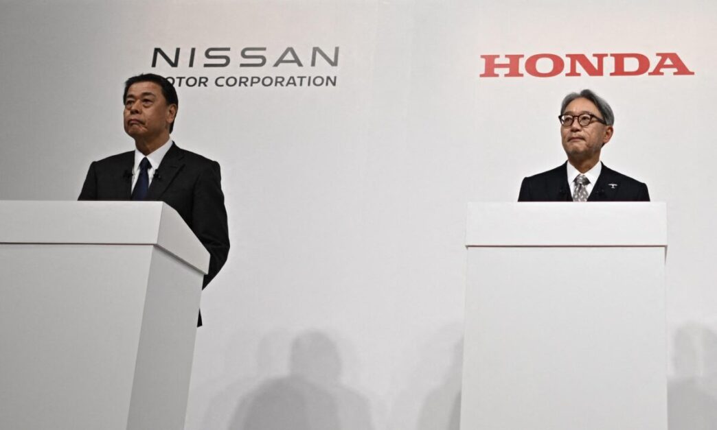 Honda E Nissan Verso La Fusion