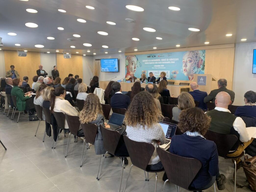 I Giovani Al Centro Della Soci