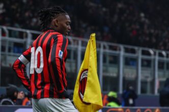Il Milan Festeggia 125 Anni Tr