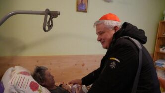 Il Papa A Fianco Dei Bisognosi