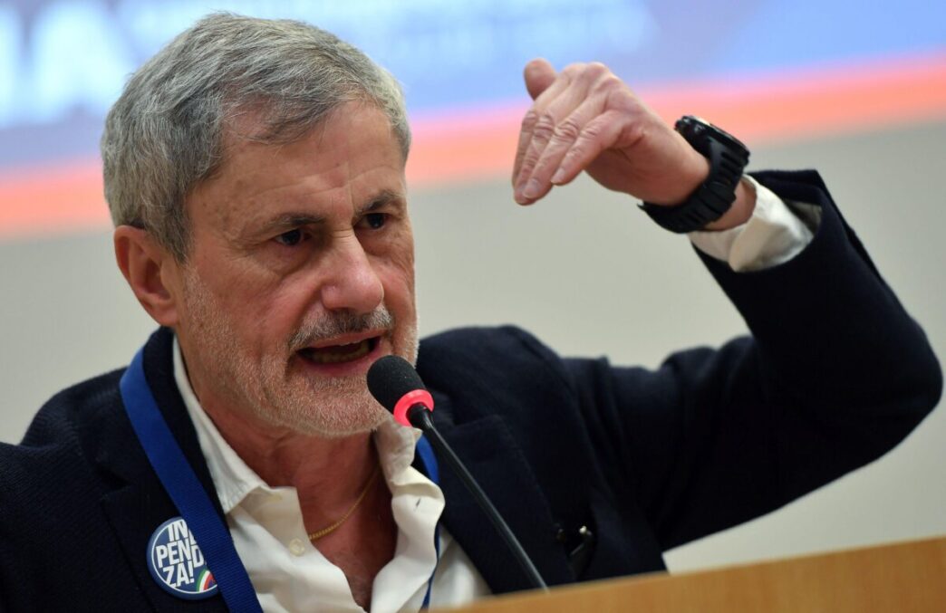 Il Dibattito Sul Conflitto In