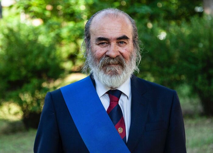Il Presidente Della Provincia