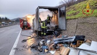 Incendio Devasta Un Autocarro