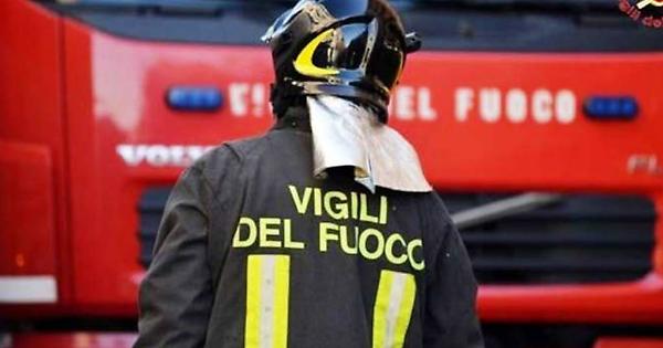 Incendio Devasta Un Edificio A