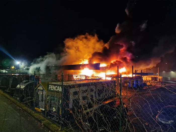 Incendio Devastante Distrugge