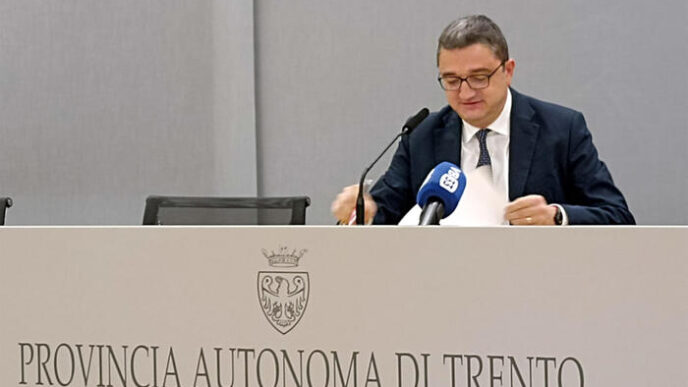 Inchiesta Sulla Politica Trent