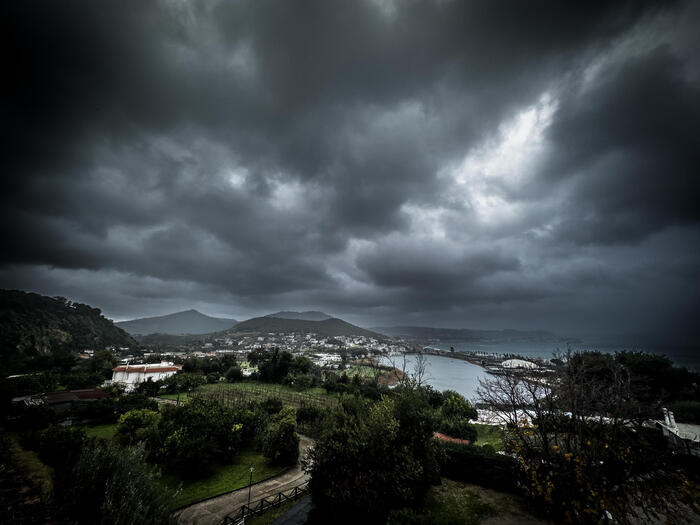 Ischia Colpita Da Forte Grandi