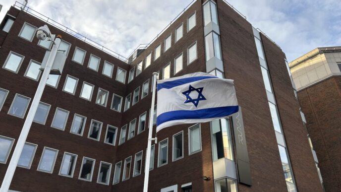 Israele Chiude L27Ambasciata A