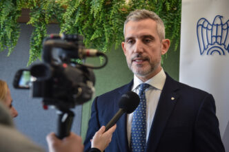 L27Appello Dell27Industria Delle