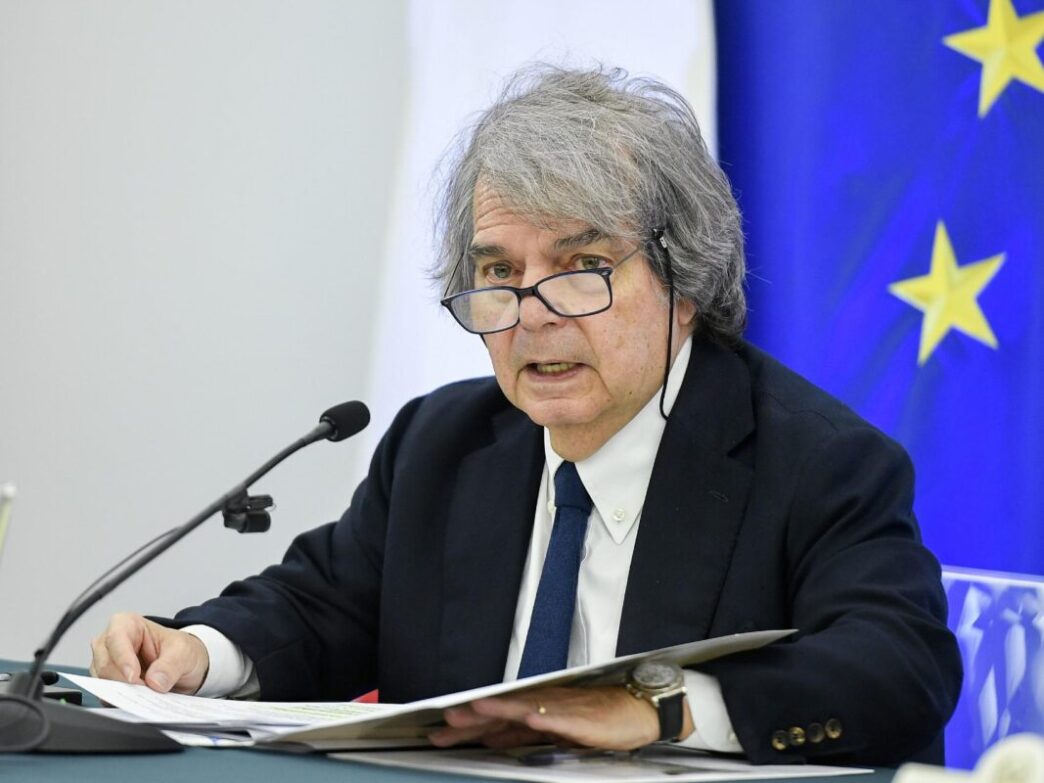 L27Appello Per Un Indulto Parzi