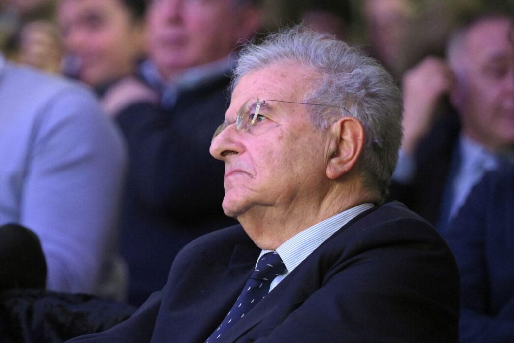 L27Asse Politico Di Fabrizio Ci