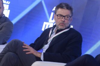 L27Economia Italiana Verso Il 2
