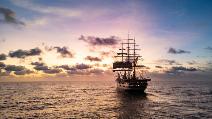 Le28099Amerigo Vespucci Naviga Vers