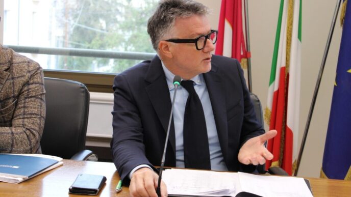 Le28099Aquila3A La Commissione Di Vi