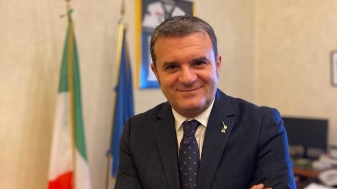 La Lega Si Oppone All27Accordo