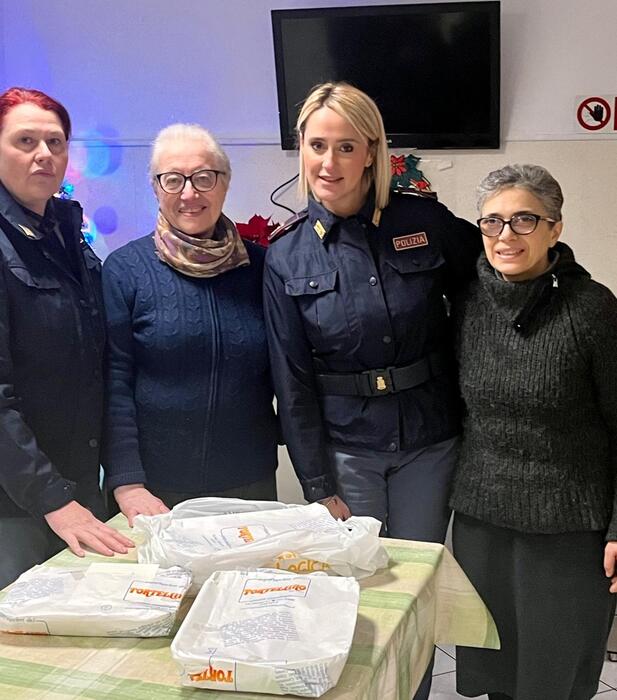 La Polizia Di Stato Di Ancona