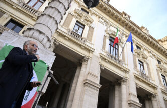 La Controversia Di Un Docente3A
