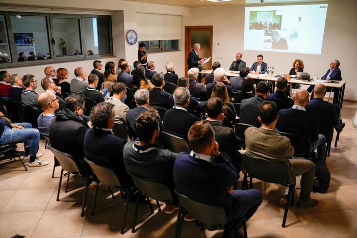 La Filiera Automotive Di Ancon