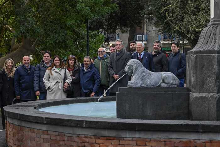 La Fontana Degli Incanti Di Na