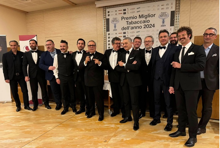 La Passione Per Il Sigaro Si C