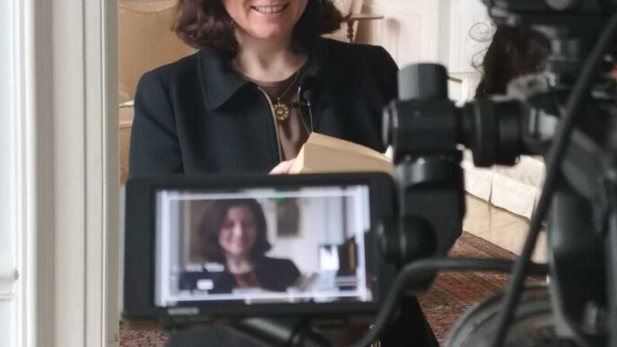 Laura Ranalli2C Nuova Ambasciat