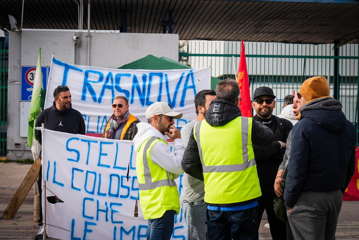 Lavoratori Trasnova In Lotta P