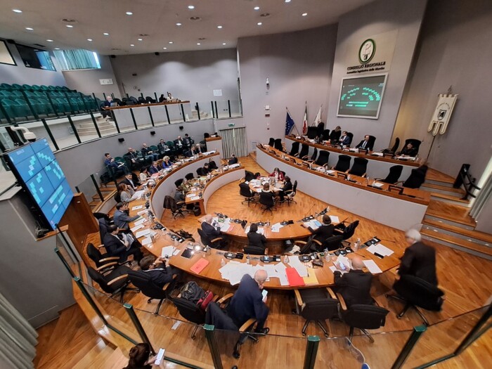 Le Marche In Allerta3A Unitc3A0 Pe