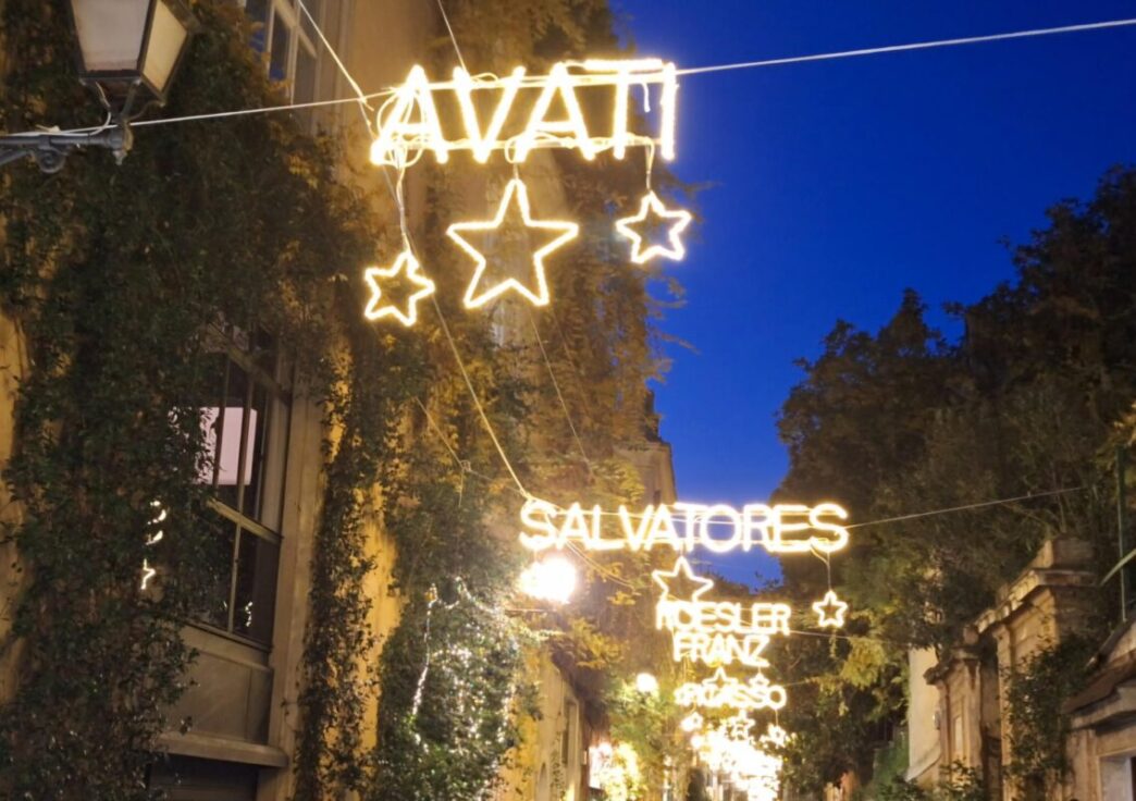 Le Luminarie Di Via Margutta B