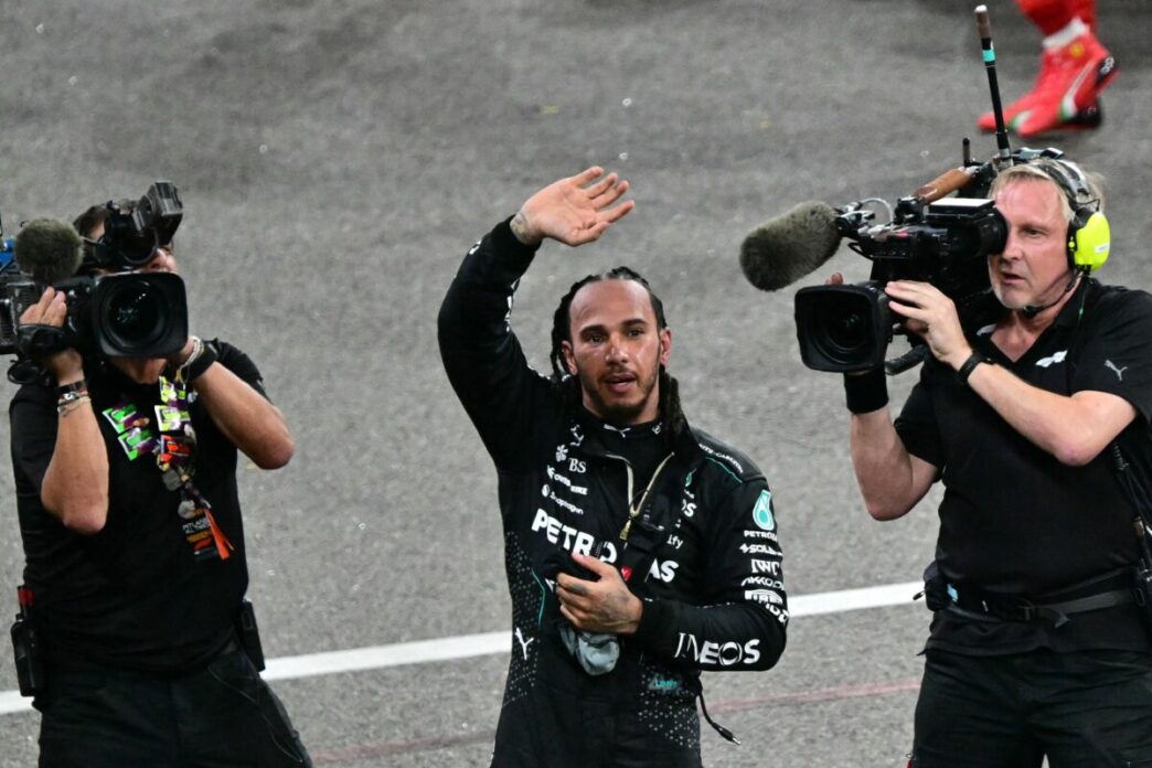Lewis Hamilton Lascia La Merce