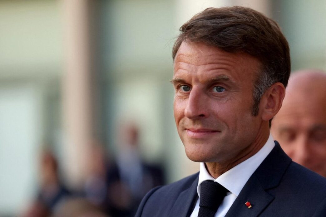 Macron Respinge Le Dimissioni