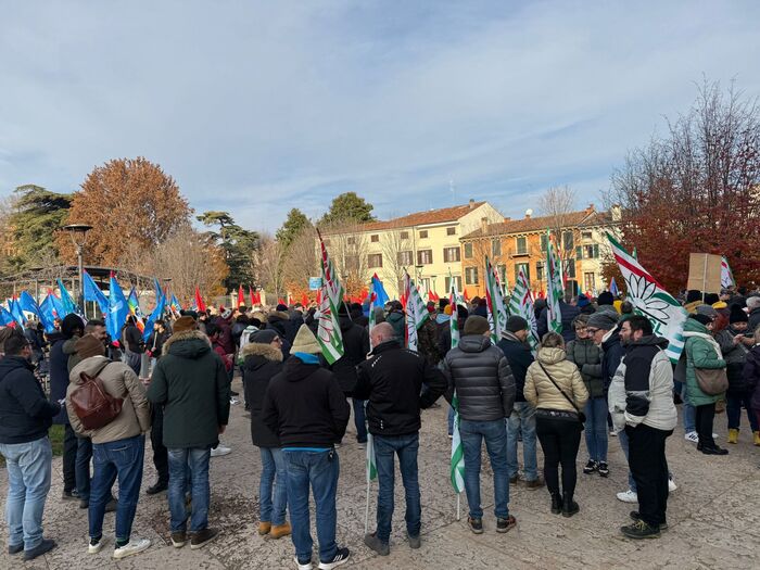 Manifesta Il Malcontento3A Lavo