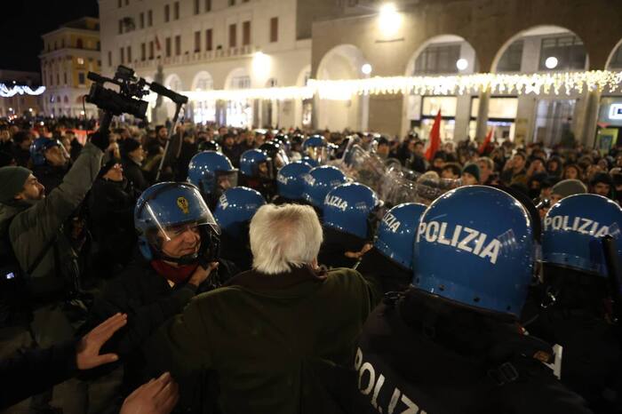Manifestazioni A Brescia3A Tens