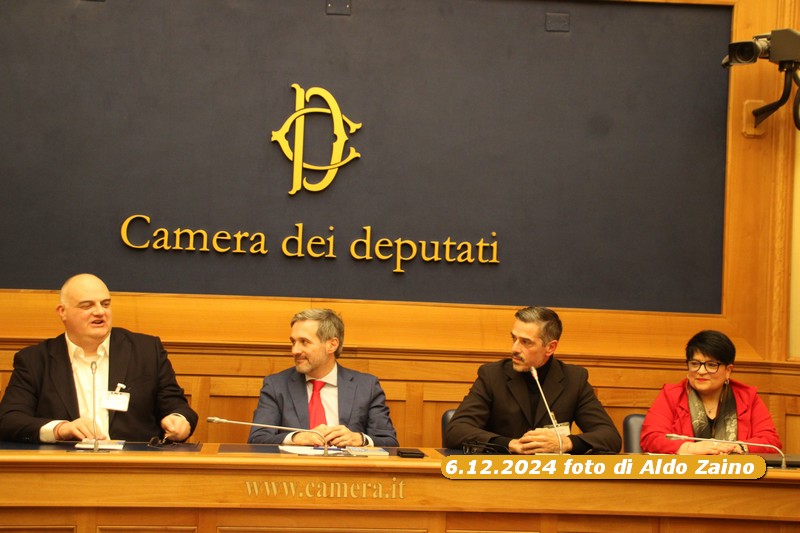 Massimiliano Varrese Presenta
