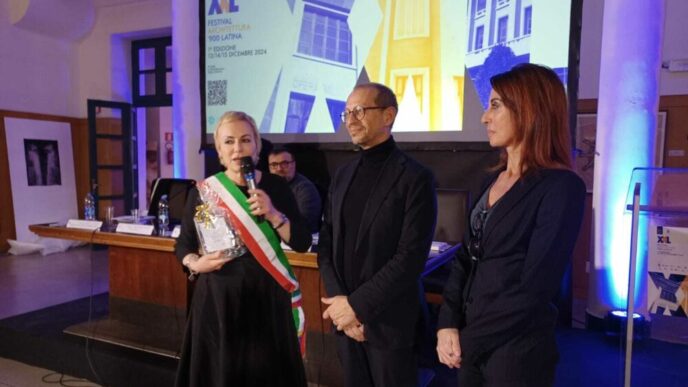 Maurizio Carta Premiato Per La