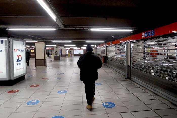 Milano2C Aggressione In Metropo