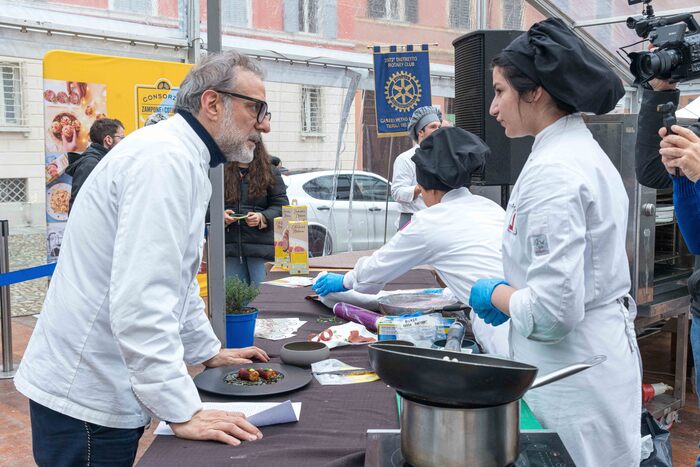 Modena Celebra Il Natale Con Z