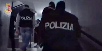 Napoli3A Arrestato Un Uomo Per