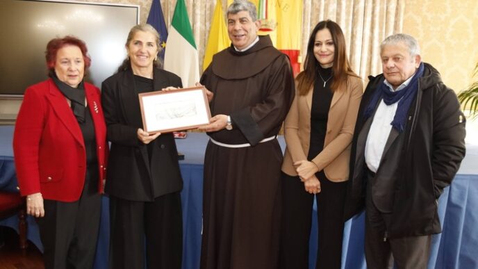 Napoli Esprime Solidarietc3A0 Al