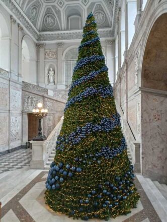 Napoli Festeggia Il Natale Con