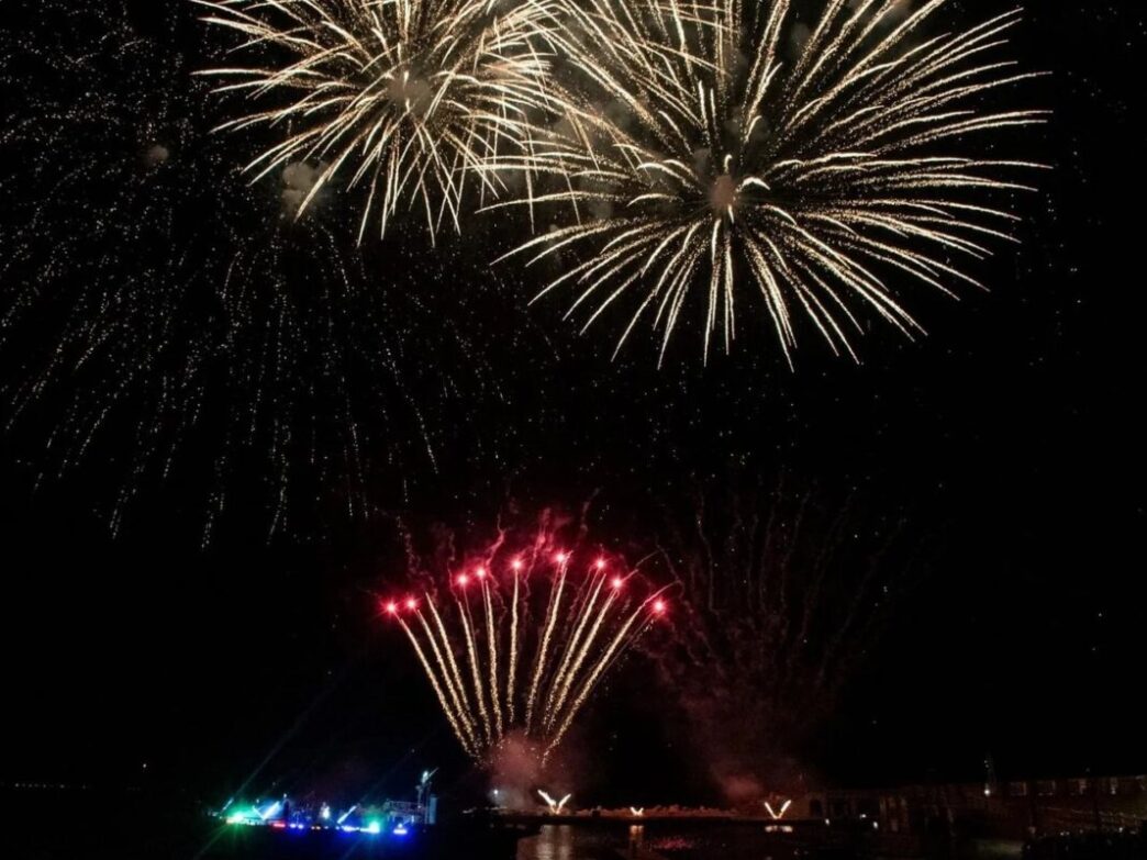 Napoli Si Prepara Al Capodanno