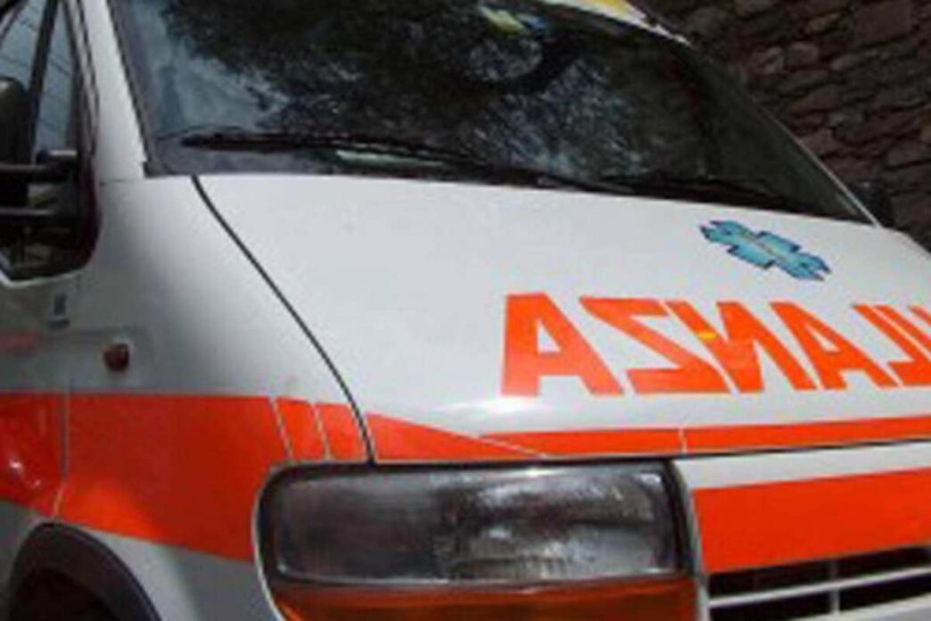 Nasce Un Bimbo In Strada A Pal