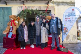 Natale Nel Borgo3A Raccolta Fon
