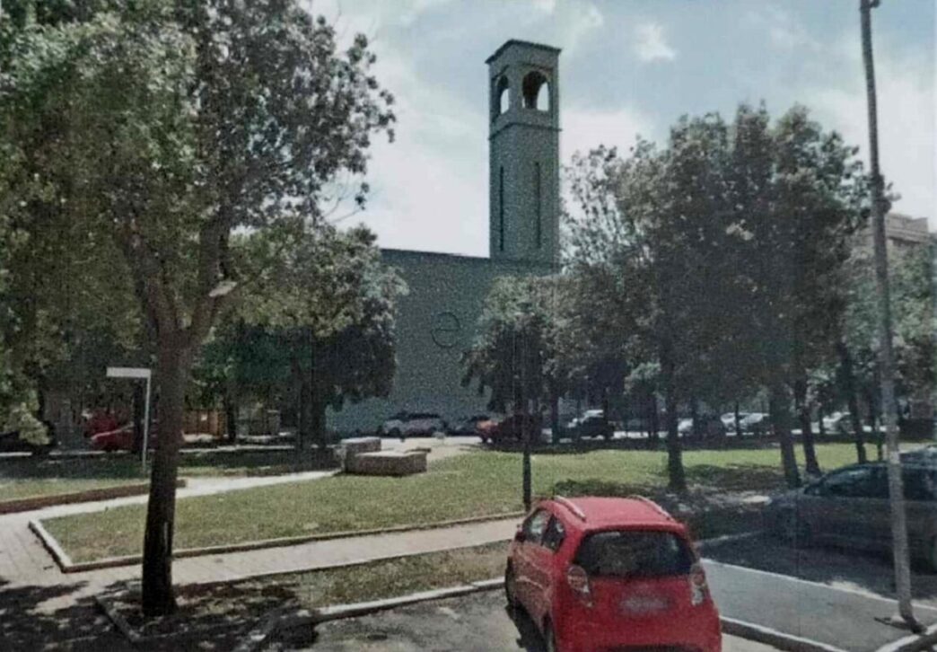 Nuovo Campanile Per La Chiesa