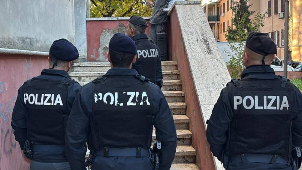 Operazioni Della Polizia Nel Q