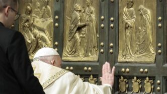 Papa Francesco Inaugura La Por