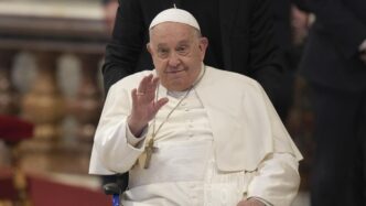 Papa Francesco Lancia Un Appel